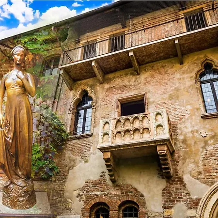 Sabrina - Residenza Piazza Erbe Daire