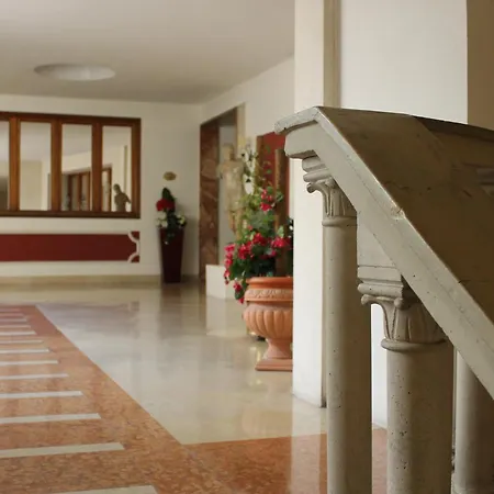 Апартаменты Residenza Piazza Erbe Верона