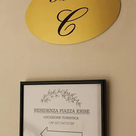 Lägenhet Sabrina - Residenza Piazza Erbe