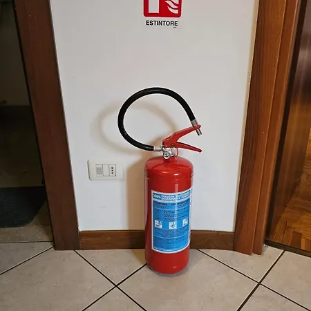 Residenza Piazza Erbe Верона